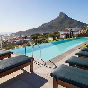 4* Aparthotel The Crystal